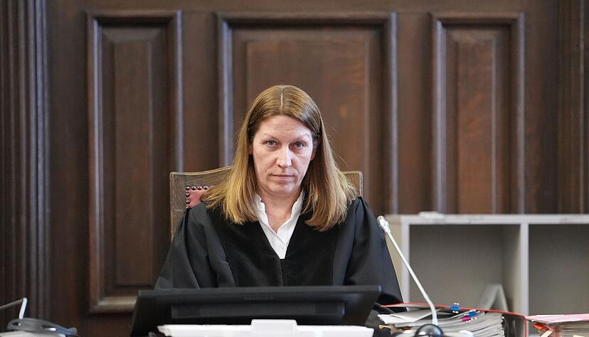 Richterin Isabel Hildebrandt ist die Vorsitzende der Großen Strafkammer, vor der der Block-Prozess verhandelt wird. Richterin Isabel Hildebrandt ist die Vorsitzende der Großen Strafkammer, vor der der Block-Prozess verhandelt wird.