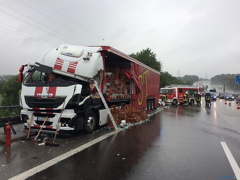 Unfall auf der A81 bei Ilsfeld | 27.7.