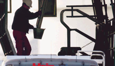 Heiz&ouml;l, Gas, Strom - die Preise steigen schneller, als man einsparen kann. Hohe Rechnungen bringen viele an den Rand ihrer M&ouml;glichkeiten.Foto: AP