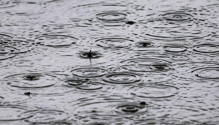 Der Juli endet vielerorts in Deutschland im Dauerregen. (Archivbild)
