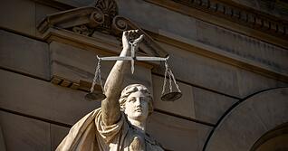 Kindeswille vor Gutachten: Gericht best&auml;tigt Aufenthalt beim Wunsch-Elternteil.