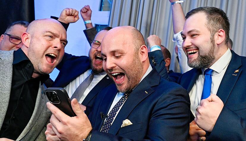 Frohnmaier sieht eine konservative Mehrheit - und den Ball nun bei der CDU Frohnmaier sieht eine konservative Mehrheit - und den Ball nun bei der CDU