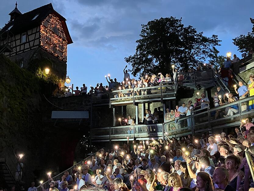 Chris de Burgh spielt auf Schloß Stetten