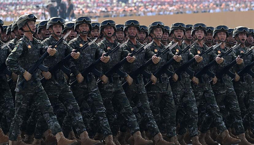 Die Armee befindet sich schon länger im Visier von Korruptionsfahndern. Die Armee befindet sich schon länger im Visier von Korruptionsfahndern.