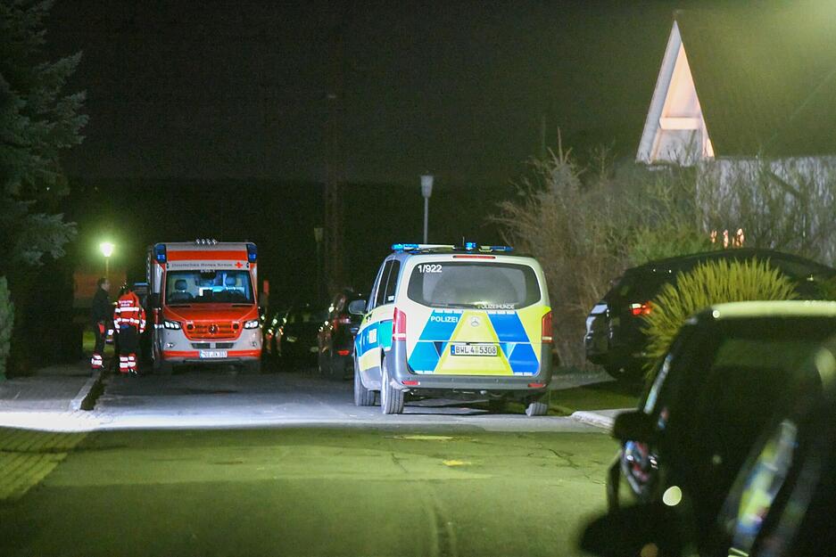 Die Tat in einer Firma fand am Dienstagabend statt, noch in der Nacht wurde ein Tatverdächtiger gefasst.