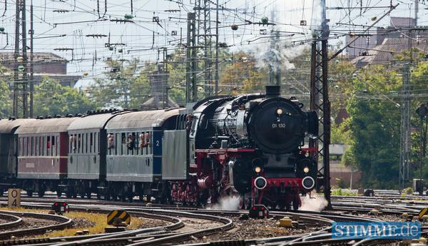 Dampflok 01 150 auf dem Weg nach Heilbronn