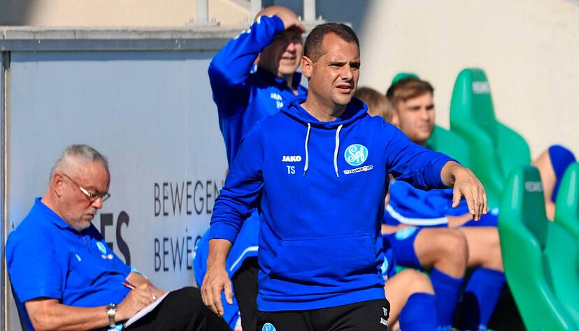 Trainer Thorsten Schift hat die Mannschaft der Sportfreunde Schw&auml;bisch Hall als Aufsteiger auf Rang zwei der Verbandsliga gef&uuml;hrt.
Foto: Marc Schmerbeck