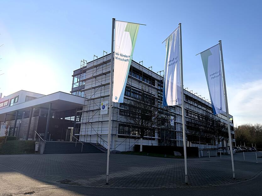 Im Businesspark Schwabenhof ist am Mittwoch die Leiche eines Mannes gefunden worden.