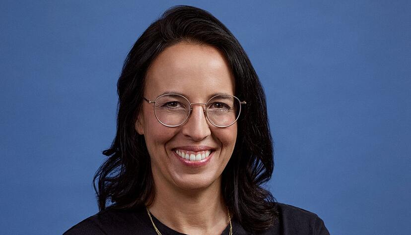 Miriam Junge ist Psychologin und Psychotherapeutin und als Life- und Business-Coachin tätig. Miriam Junge ist Psychologin und Psychotherapeutin und als Life- und Business-Coachin tätig.