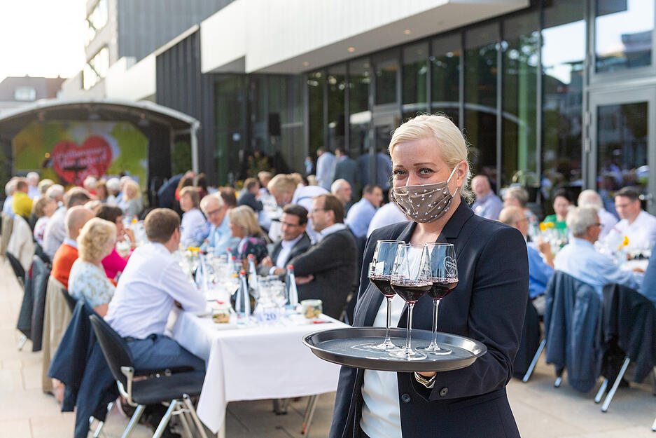 Anja Wilder und das Parkhotel-Team feierten eine geglückte Service-Premiere.