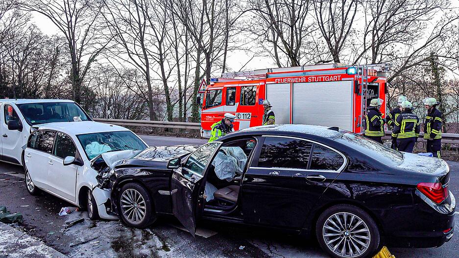 Der Unfall ereignete sich im Stuttgarter Stadtteil Hedelfingen.