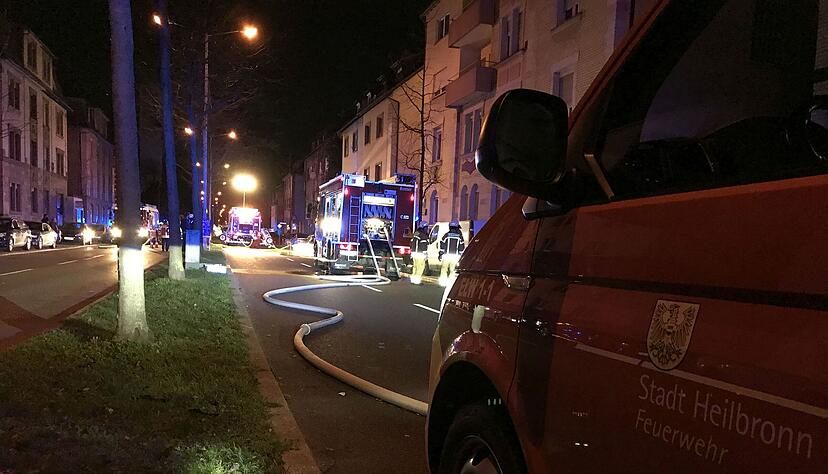 In der Nacht zum Montag brach in der Heilbronner S&uuml;dstra&szlig;e ein Feuer aus. Foto: Feuerwehr Heilbronn