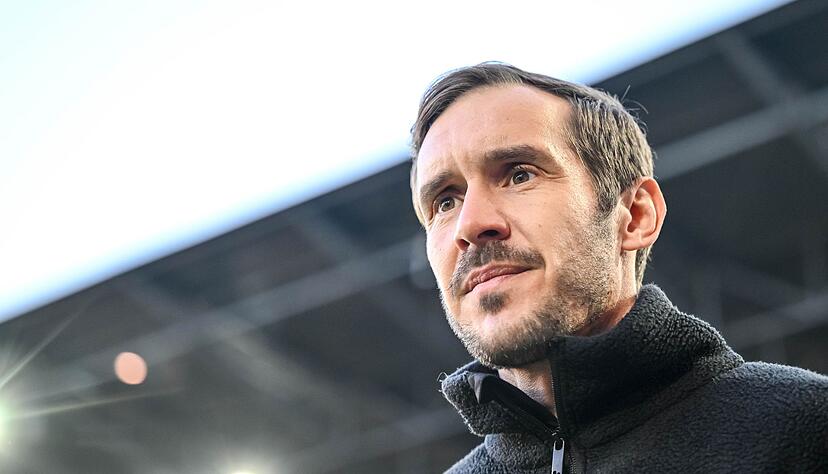 Freiburg-Trainer Julian Schuster blendet viele Themen rund um den Kracher gegen Leipzig aus.