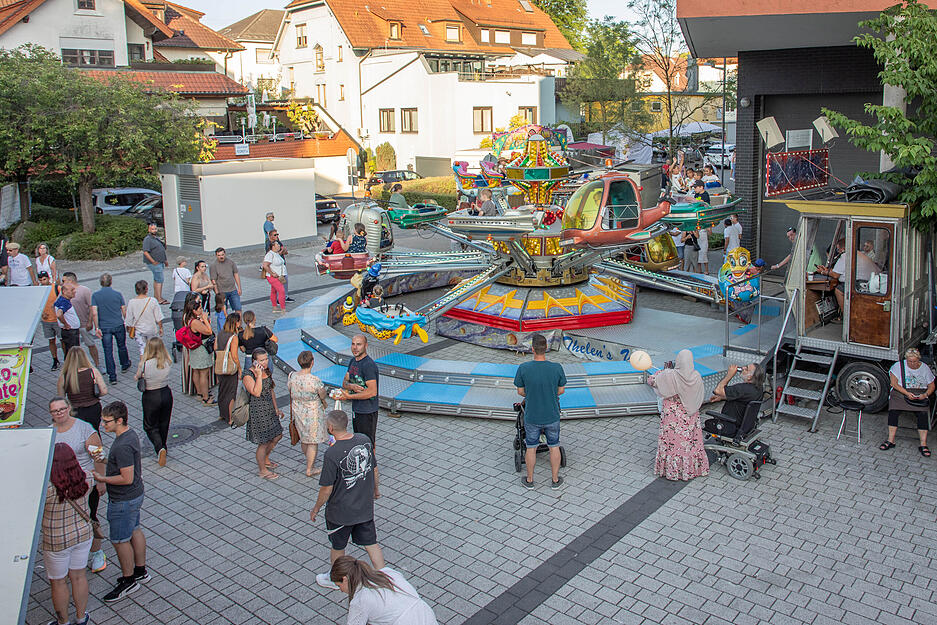 Beim 47. Stadtfest in Bad Rappenau sorgten Bands, Kinderprogramm, Lichtinstallationen und kulinarische Angebote für Stimmung.