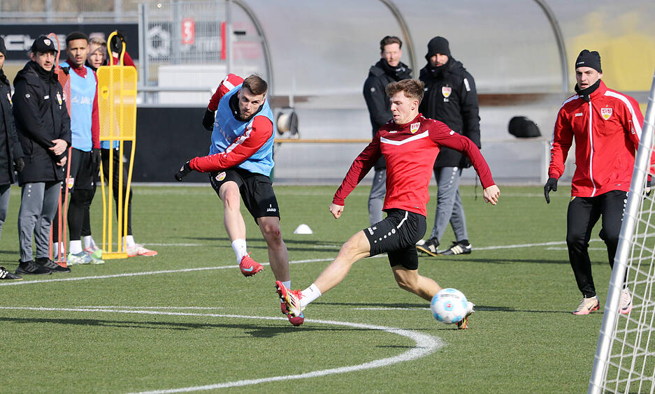 Aber während die VfB-Kollegen mannschaftlich trainierten...