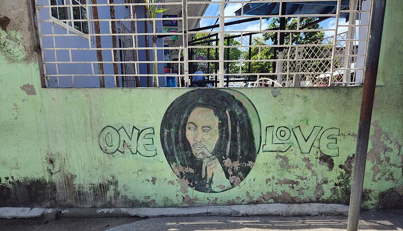 Bob Marley wird in seiner Heimat Jamaika als Nationalheld verehrt. (Archivbild)