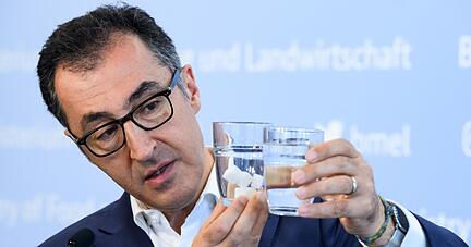 «Fertigprodukte für Kinder und Erwachsene müssen gesünder werden», sagt Cem Özdemir.