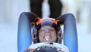 Erin Hamlin aus den USA hat die WM-Siegesserie der deutschen Rodel-Frauen beendet.
