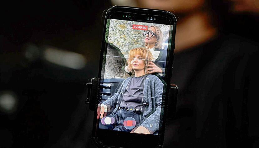 Gsells Auftritte sind auch schon von einer gro&szlig;en Autowerkstattkette parodiert worden.