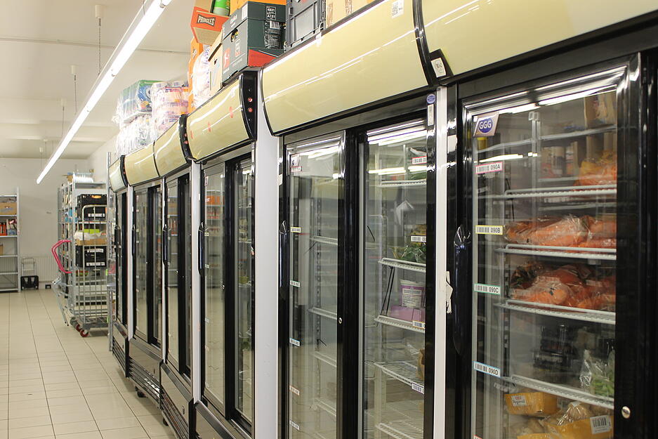 Warenregale sorgen für schnelle Abläufe im Lebensmittel-Lieferdienst. Warenregale sorgen für schnelle Abläufe im Lebensmittel-Lieferdienst.