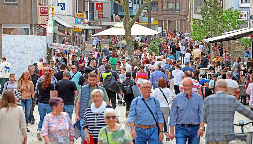 Gut besucht war die Heilbronner Innenstadt beim ersten verkaufsoffenen Sonntag des Jahres am 7. April.