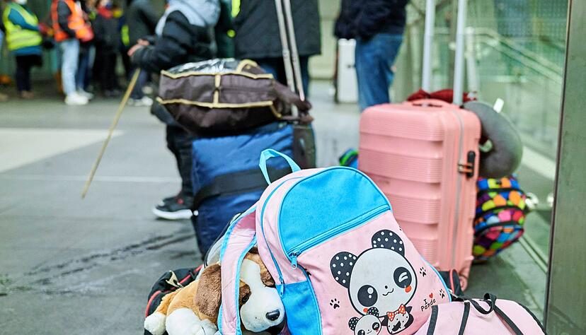 Rund 100 Menschen aus der Ukraine sind bereits in Bad Rappenau angekommen. Für die jüngsten werden Schulranzen und Rucksäcke benötigt.
Foto: dpa Rund 100 Menschen aus der Ukraine sind bereits in Bad Rappenau angekommen. Für die jüngsten werden Schulranzen und Rucksäcke benötigt.
Foto: dpa