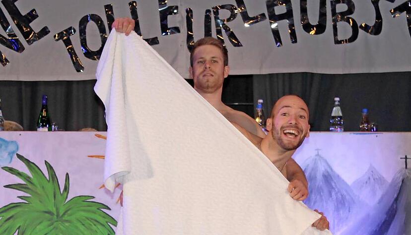 Die mit dem Handtuch tanzen: Marcel Brauckmann (links) und Karsten Furch.