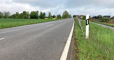 Von Bonfeld kommend muss man durch die Kernstadt fahren, um beispielsweise zum Kaufland oder Lidl zu kommen. Durch eine Verbindungsrampe auf die L530 soll die Stadt umfahren werden.
Foto: Elfi Hofmann Von Bonfeld kommend muss man durch die Kernstadt fahren, um beispielsweise zum Kaufland oder Lidl zu kommen. Durch eine Verbindungsrampe auf die L530 soll die Stadt umfahren werden.
Foto: Elfi Hofmann