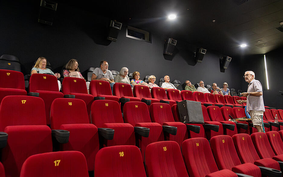 Schön kühl im Kinosaal, während es draußen brüllend heiß ist: Stimme-Lesersommer im Arthauskino. Schön kühl im Kinosaal, während es draußen brüllend heiß ist: Stimme-Lesersommer im Arthauskino.