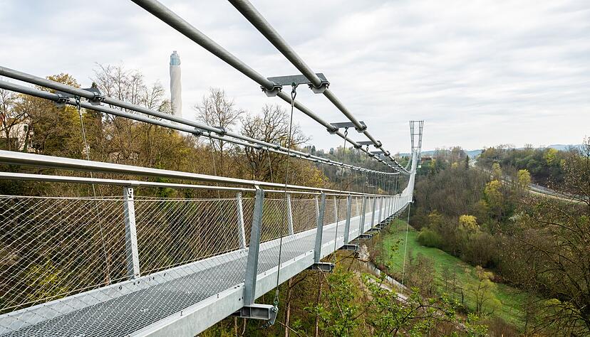 Zur Er&ouml;ffnung gibt es ein dreit&auml;giges Fest.