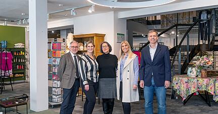 Die Macher im KAI: Karl-Josef Jochim (v.l.) Fabienne Happold, Ulla Winter, Lena Happold und Thomas Breuninger im ehemaligen Sporthaus Saemann in der Kaiserstraße.
