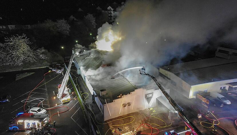 Die Brandursache ist noch v&ouml;llig unklar. (Archivbild)