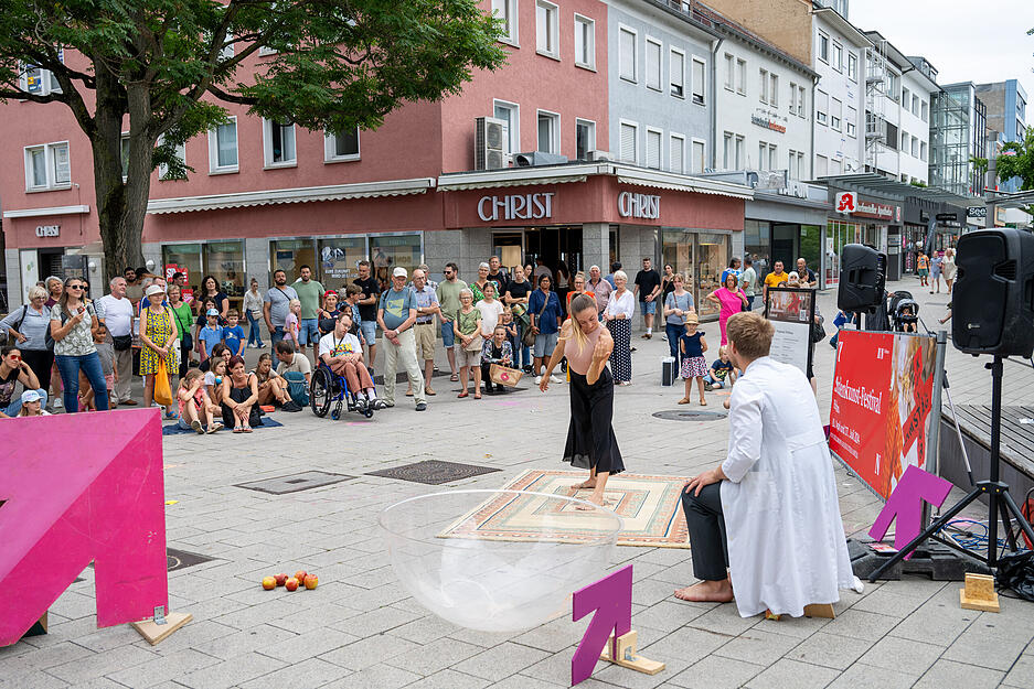 Das Straßenkunstfestival findet zweimal im Jahr in Heilbronn statt.