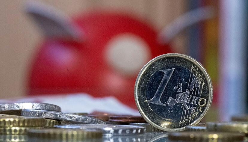 Trotz Wirtschaftskrise steigen die Spareinlagen bei den Sparkassen. (Foto Illustration) Trotz Wirtschaftskrise steigen die Spareinlagen bei den Sparkassen. (Foto Illustration)