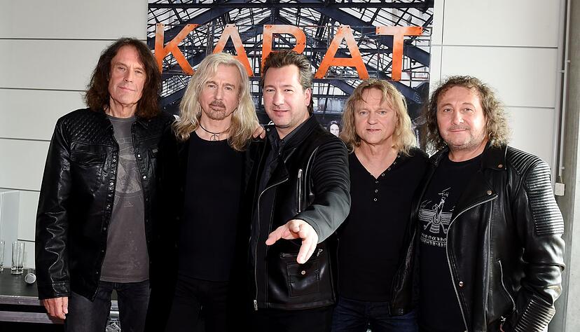 S&auml;nger Claudius Dreilich (Mitte), Jahrgang 1970, ist das j&uuml;ngste Bandmitglied - aber unterdessen schon seit 20 Jahren dabei. (Archivbild)