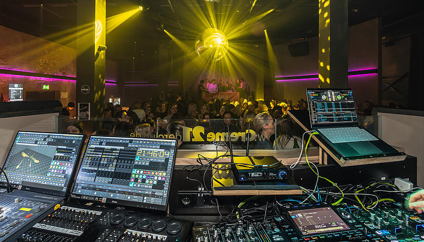 Mama geht Tanzen im Creme 21