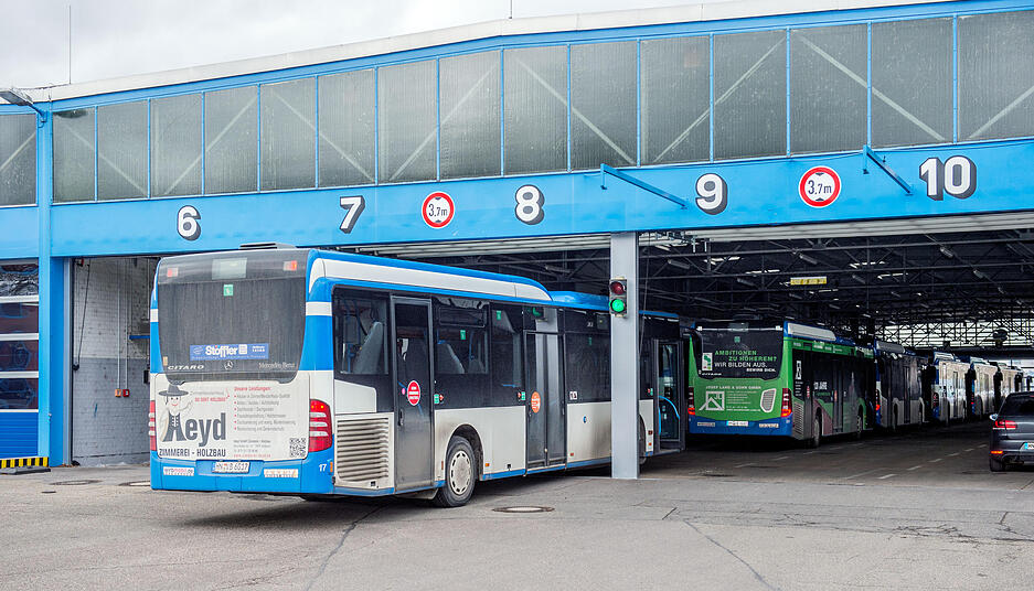 Verdi-Streik im Bus-Depot