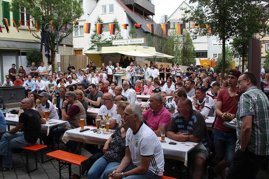 In &Ouml;hringen gab es auch zur EM 2016 ein Public Viewing.