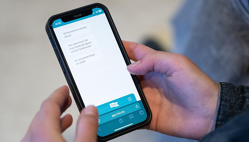 Zu viel Zeit mit Social Media: Mittlerweile wird &uuml;ber Mindestalter bei sozialen Netzwerken diskutiert.