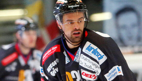 Ob Michael Hackert auch in der kommenden Saison für die Heilbronner Falken aufs Eis geht ist noch offen. Foto: Archiv/Schmerbeck