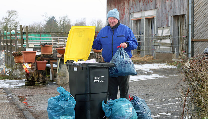 Die M&uuml;lltonnen, vor allem die Gelbe Tonne von Otto Schmidt in den H&ouml;henh&ouml;fen Bad Wimpfen, werden von der M&uuml;llabfuhr nicht abgeholt.