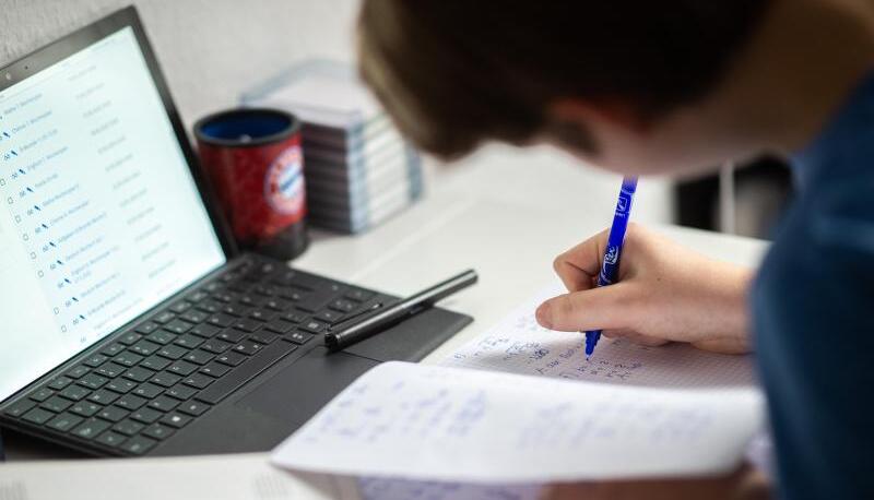 Präsenzunterricht, Wechselunterricht, Homeschooling: Schulkinder mussten sich in der Pandemie immer wieder auf neue Situationen einstellen. Foto: dpa Präsenzunterricht, Wechselunterricht, Homeschooling: Schulkinder mussten sich in der Pandemie immer wieder auf neue Situationen einstellen. Foto: dpa