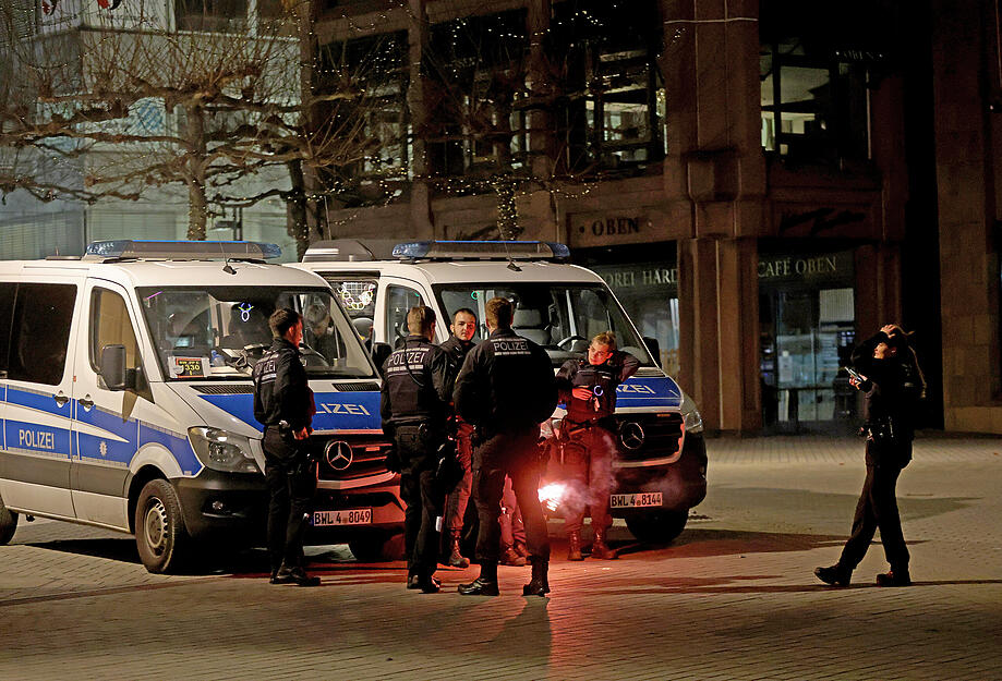 Auf ins neue Jahr: Die Bilder der Silvesternacht in Heilbronn