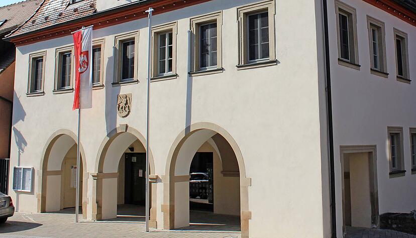 Im Geburtshaus von Sophie Scholl, dem Rathaus, wird Politik gemacht.