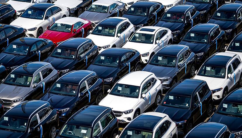 Die von US-Präsident Donald Trump angedrohten Zölle fallen etwas niedriger aus. Das sieht eine Einigung mit der EU vom Wochenende vor. Die von US-Präsident Donald Trump angedrohten Zölle fallen etwas niedriger aus. Das sieht eine Einigung mit der EU vom Wochenende vor.