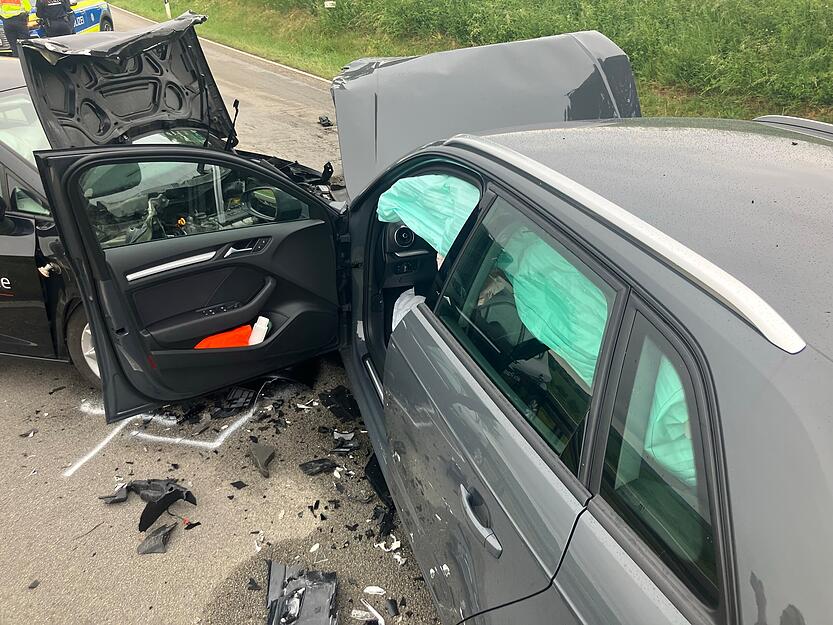 Gegen 11 Uhr sei es zu dem Unfall gekommen. Gegen 11 Uhr sei es zu dem Unfall gekommen.