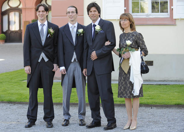 Graf Bjoern Bernadotte, sein Bruder und Trauzeuge Christian und die Trauzeugen Martin Thoma und Anne Clavik, von links