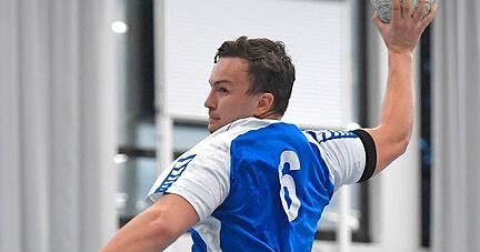 Der neue Horkheimer Kapitän Rico Reichert in Aktion. "Ich bin bereit, Verantwortung auf und abseits des Spielfelds zu übernehmen", sagt der 30-Jährige.
Foto: Mario Berger Der neue Horkheimer Kapitän Rico Reichert in Aktion. "Ich bin bereit, Verantwortung auf und abseits des Spielfelds zu übernehmen", sagt der 30-Jährige.
Foto: Mario Berger