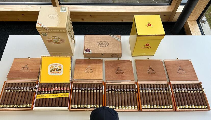 Zoll vereitelt Schmuggel von s&uuml;ndhaft teuren Zigarren. (Handout)