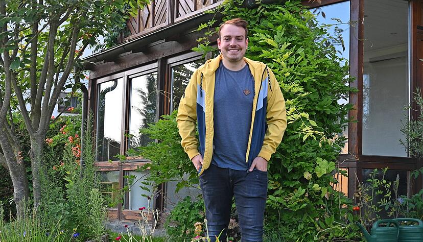 Will auf der FDP-Liste für Hohenlohe in den Bundestag: Valentin Abel in seinem Lieblingsoutfit. Praktisch ist das Motto.
Foto: Katrin Draskovits Will auf der FDP-Liste für Hohenlohe in den Bundestag: Valentin Abel in seinem Lieblingsoutfit. Praktisch ist das Motto.
Foto: Katrin Draskovits